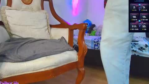 Jimm  Independent Model  online show from December 22, 1:52 pm