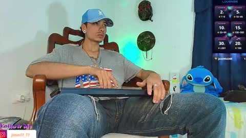 Snapshot of jimm66_ chatting on October 10, 1:16 pm Jimm  Independent Model  online show from October 10, 1:16 pm