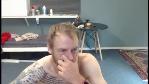 JamesJan van Rebel online show from April 6, 4:46 am