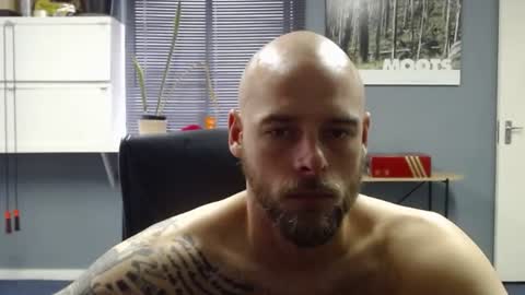 JamesJan van Rebel online show from December 22, 7:54 am