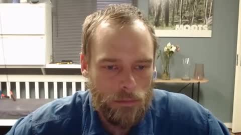 JamesJan van Rebel online show from October 18, 5:34 am