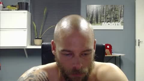 JamesJan van Rebel online show from January 8, 3:29 am