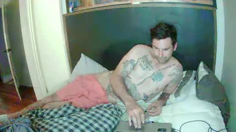 Snapshot of jjlvi chatting on October 21, 9:23 am jjlvi online show from October 21, 9:23 am