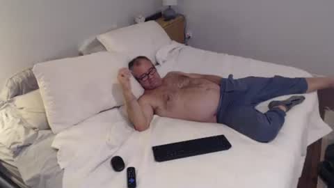 The best time guy online show from December 5, 4:08 am