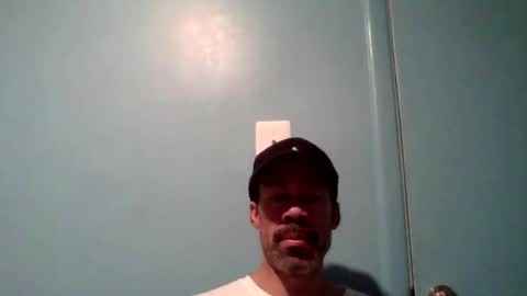 Snapshot of jmb525 chatting on December 25, 3:29 am jmb525 online show from December 25, 3:29 am