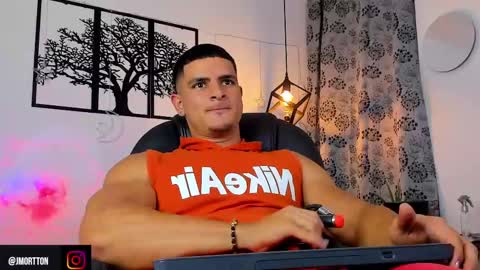 IGJmortton online show from February 28, 1:26 am