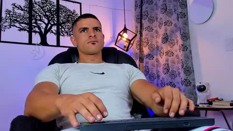 IGJmortton online show from January 31, 9:59 am