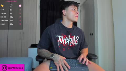 joan_soto online show from December 18, 2:28 pm