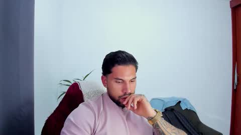 joe_esthetic online show from October 31, 8:12 pm