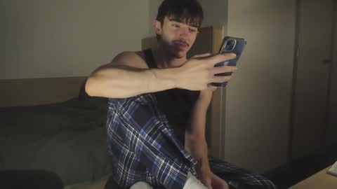 JoeOsulli online show from September 25, 10:30 pm