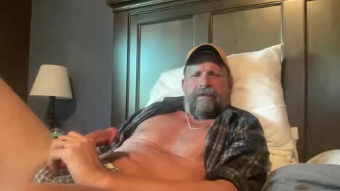 Snapshot of joestros chatting on October 30, 12:24 am joestros online show from October 30, 12:24 am