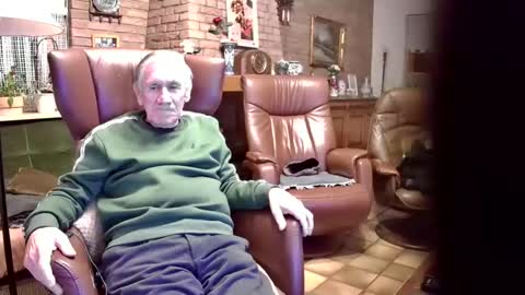 johan7 heet online show from December 12, 4:21 pm