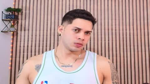 johan speitzer online show from February 18, 1:48 am