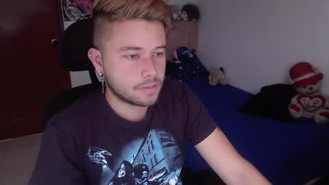 JOHAN independient model online show from November 28, 2:30 pm