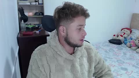 JOHAN independient model online show from December 30, 5:04 am