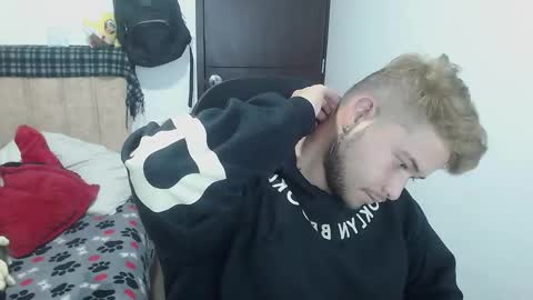 JOHAN independient model online show from October 14, 4:14 pm