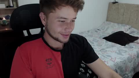 JOHAN independient model online show from December 21, 5:47 am