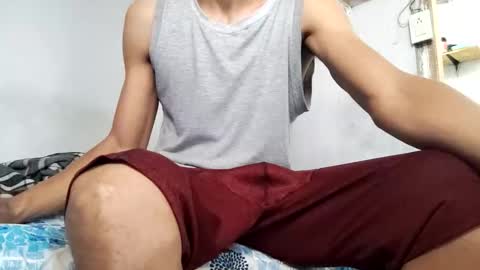 johantorres19 online show from October 6, 11:37 am