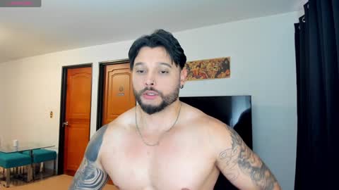 King -    online show from February 5, 9:07 pm