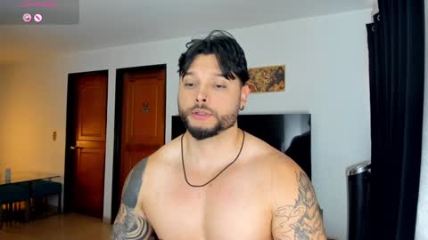 King -    online show from February 6, 8:45 pm