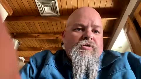 Snapshot of john40a chatting on January 16, 10:55 pm John online show from January 16, 10:55 pm