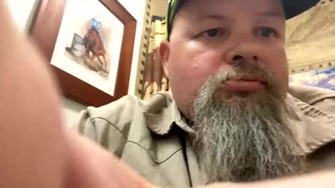 Snapshot of john40a chatting on December 11, 10:38 pm John online show from December 11, 10:38 pm