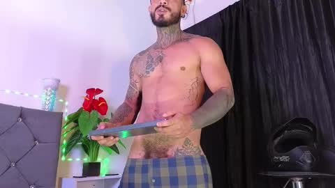 John  online show from February 22, 12:28 pm