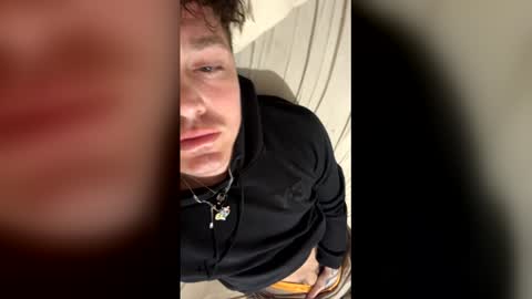 john_p2 online show from May 16, 5:49 am