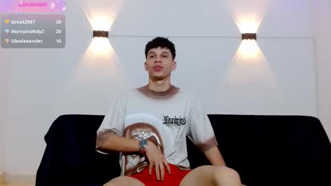 Snapshot of john_ssnow29 chatting on September 15, 12:06 pm john_ssnow29 online show from September 15, 12:06 pm