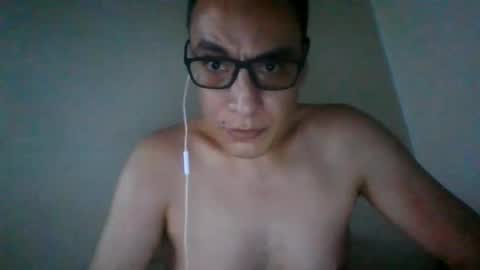 johnandressalazar26 online show from June 7, 2:18 am