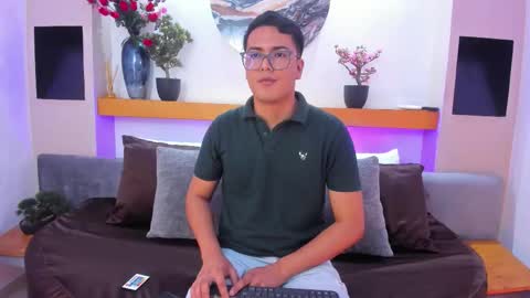 johnbelrose online show from January 12, 8:02 pm