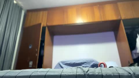 Snapshot of johnjow10 chatting on December 16, 5:33 pm JOHN online show from December 16, 5:33 pm