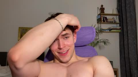 Johnny online show from April 16, 10:12 pm