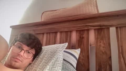 Johnny online show from October 21, 6:05 am