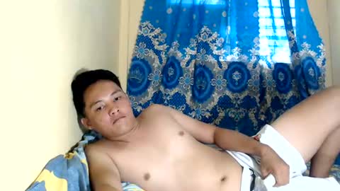 johnny_bigcock69 online show from June 30, 3:18 am