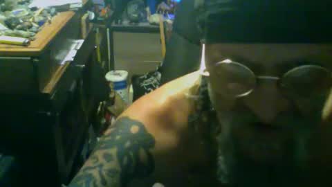 johnnyshung1 online show from November 9, 5:55 am