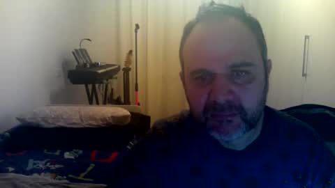 joinbronso online show from December 27, 9:00 pm