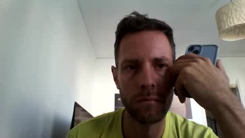 jojo19844 online show from September 25, 9:19 am