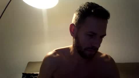 jojo19844 online show from October 10, 7:51 pm