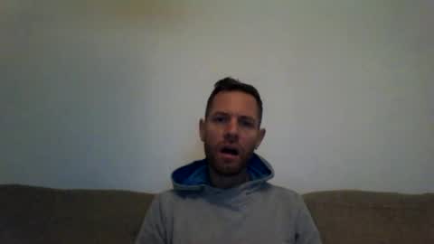 jojo19844 online show from October 6, 4:50 am