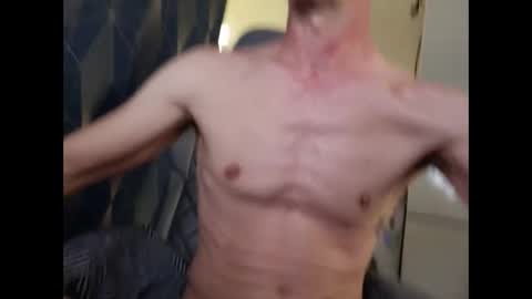 jolikiki13 online show from April 29, 11:26 am