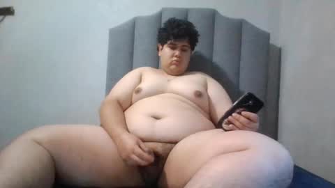 jona1234514 online show from February 25, 3:46 pm