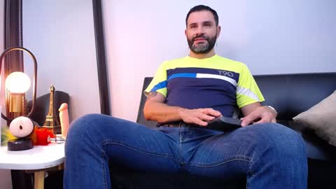Snapshot of jonas_beard1 chatting on January 29, 7:53 pm  JONAS BEARD  online show from January 29, 7:53 pm