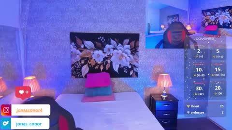 Snapshot of jonas_conor chatting on September 26, 12:08 am Jonas  online show from September 26, 12:08 am