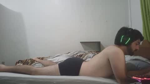 jonasf2525 online show from February 23, 2:57 am