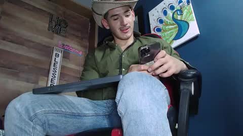 jonathancast08 online show from October 1, 1:09 am