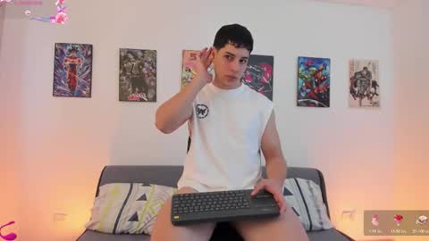 Instagram jonathanfit14 online show from February 24, 9:59 pm