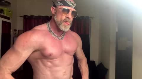 Snapshot of jonnycockfill chatting on October 24, 9:27 pm Jonny Cockfill online show from October 24, 9:27 pm