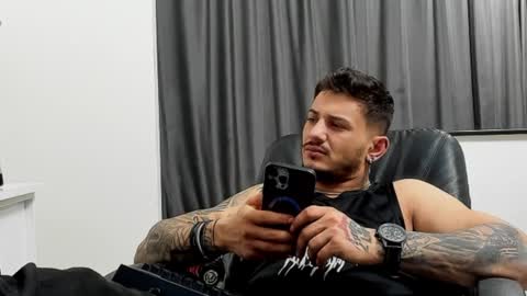 jonnyporn1 online show from January 31, 10:10 pm