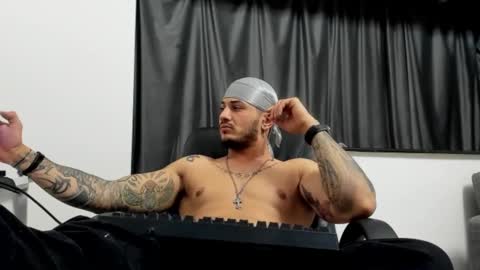 jonnyporn1 online show from January 8, 10:16 pm